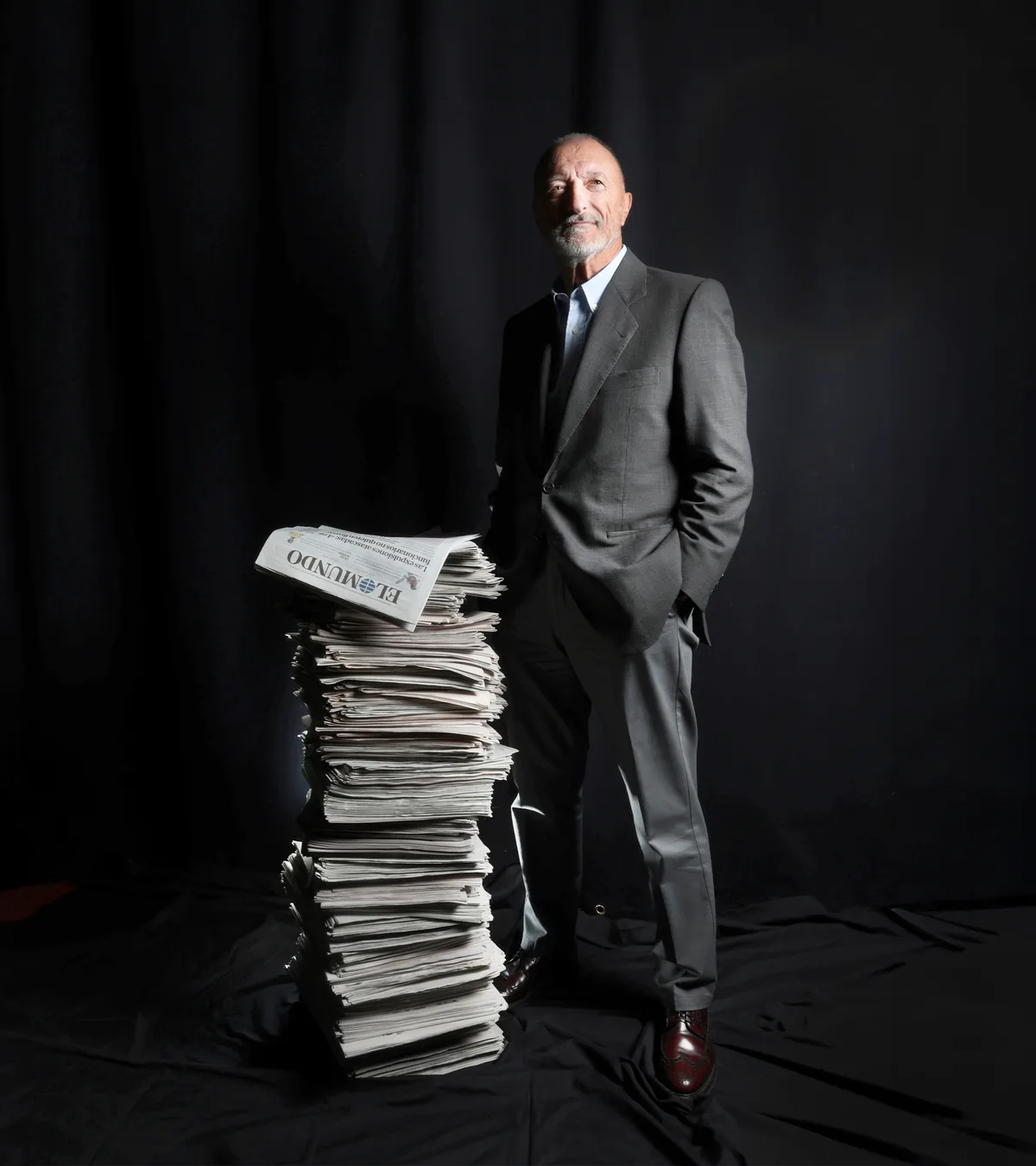 Arturo Pérez-Reverte, nuevo columnista de EL MUNDO: "Este periódico me obliga a estar más despierto, me exige más lucidez"