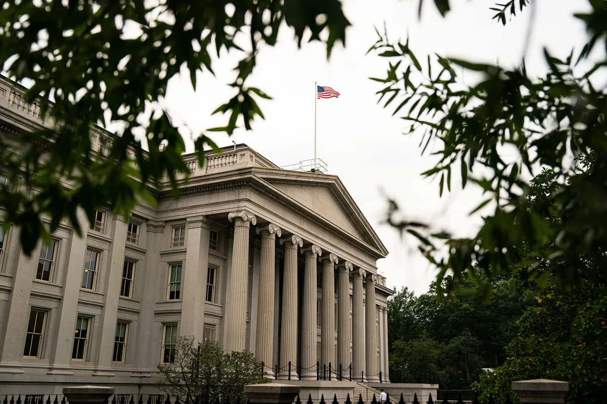 Treasury yields surge to nearly 20-year high as oil jumps back above $100