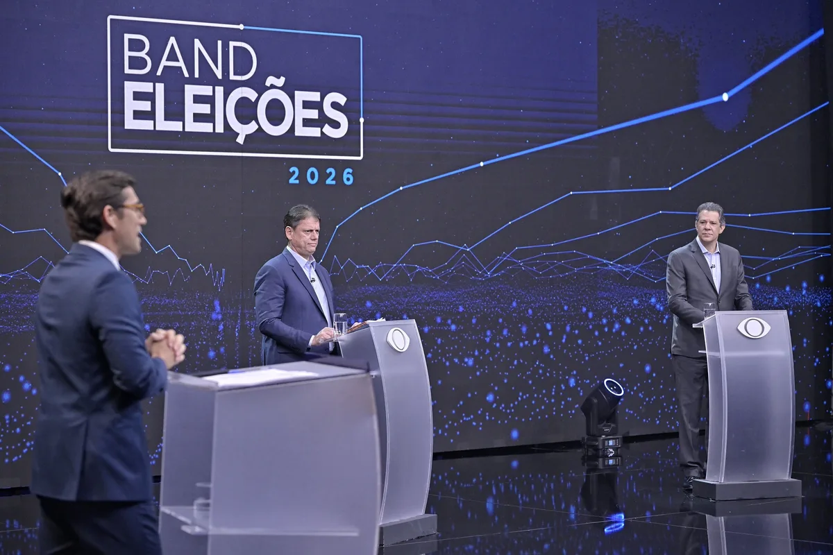 Tarcísio e Haddad fazem 1º debate nacionalizado, com dados e embates sobre PCC, tarifaço de Trump e privatizações