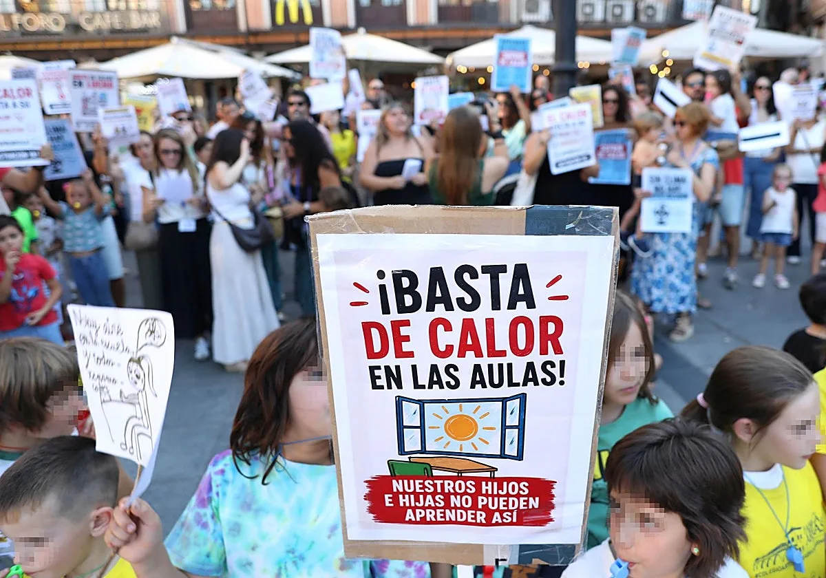 Los padres estallan contra el calor en las aulas: «Nuestros hijos no pueden más»