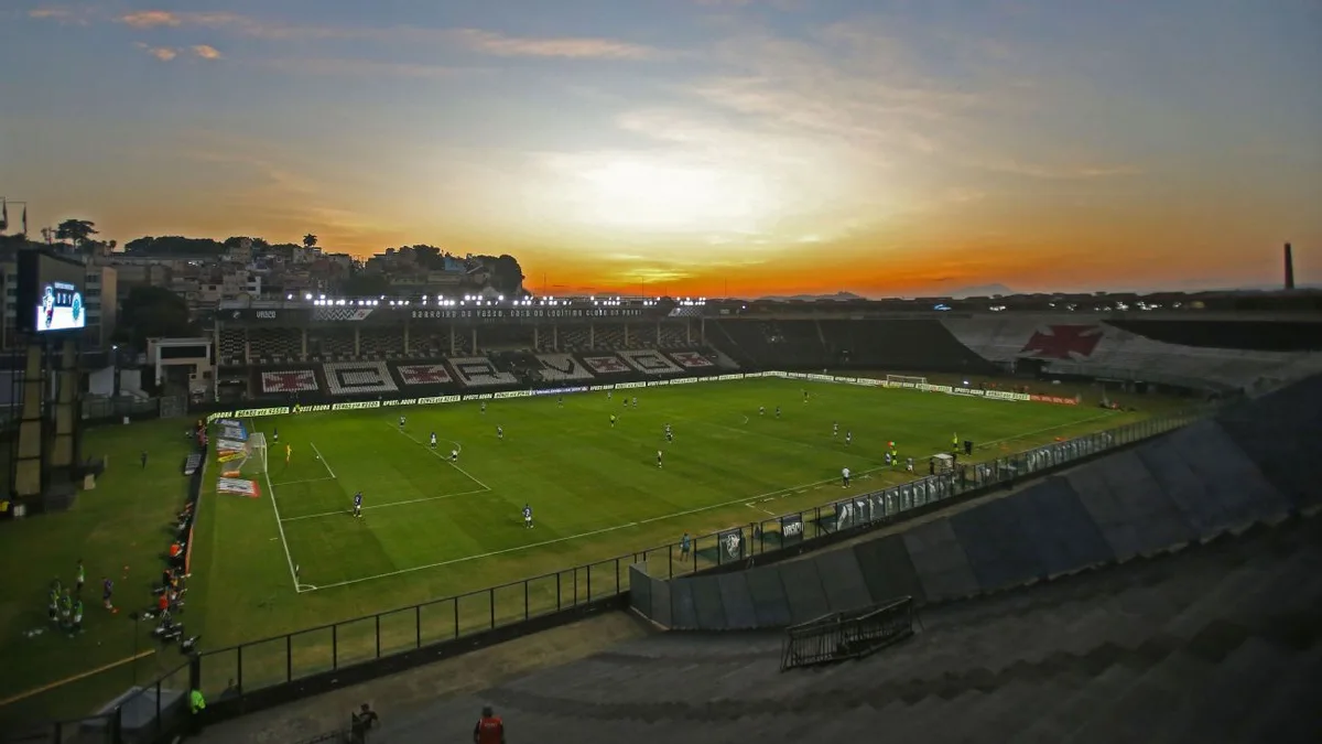 Gigante da Série A quer empréstimo de R$ 120 milhões antes da SAF