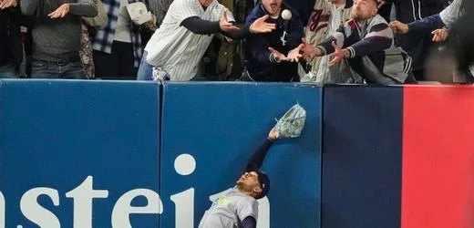 Baseball: Fan verhindert Ausgleich – Yankees scheitern in MLB-Playoffs