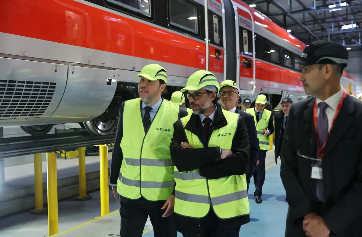 Renfe acelera para cerrar la compra de 30 trenes de alta velocidad antes de las elecciones