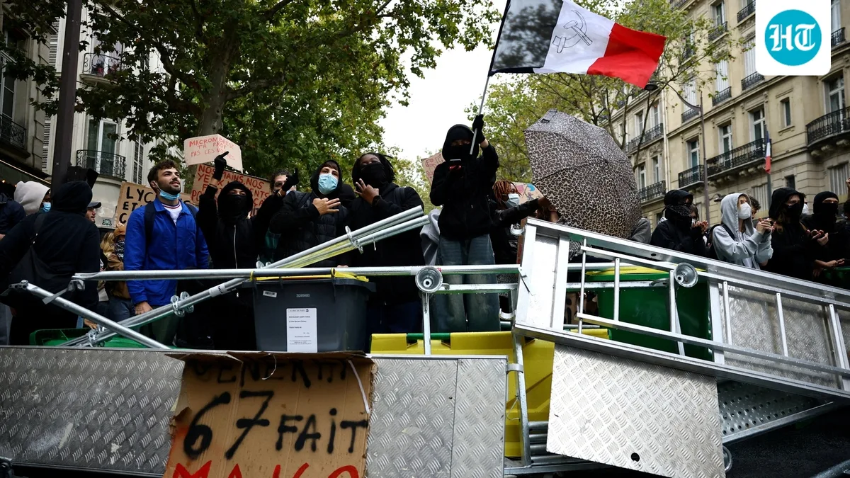 Shattered jaws, lost hand, tear gas: France sees its ‘most violent’ student protests in decades; parents slam ‘disgusting’ handling by cops
