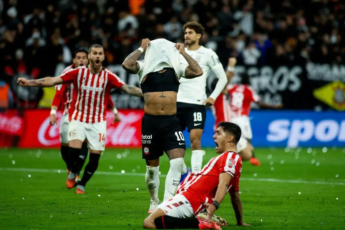 Pênalti perdido na Libertadores faz Memphis desabafar: “Maior decepção da minha carreira”
