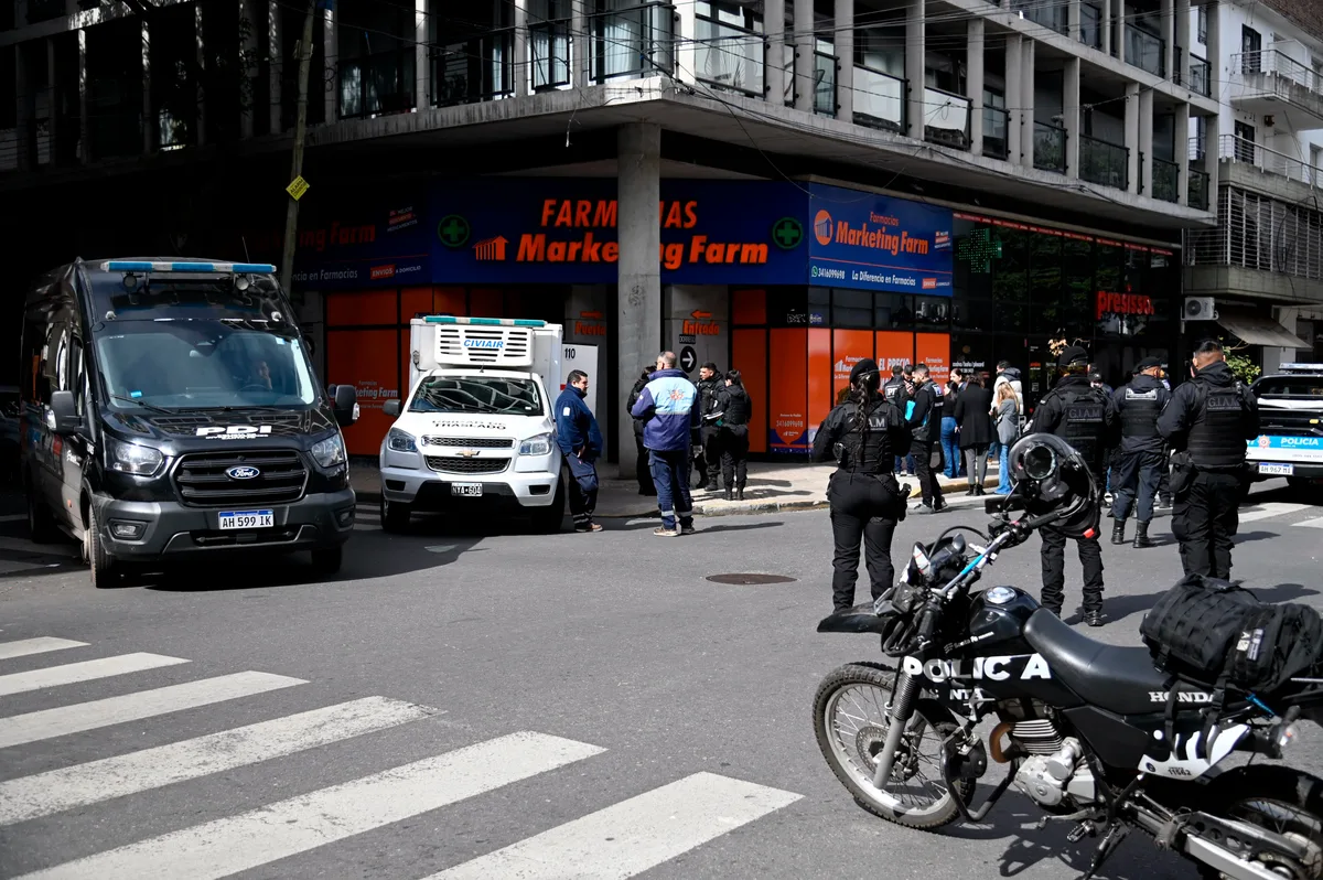 Mató a su exmujer de varias puñaladas en una farmacia del centro de Rosario