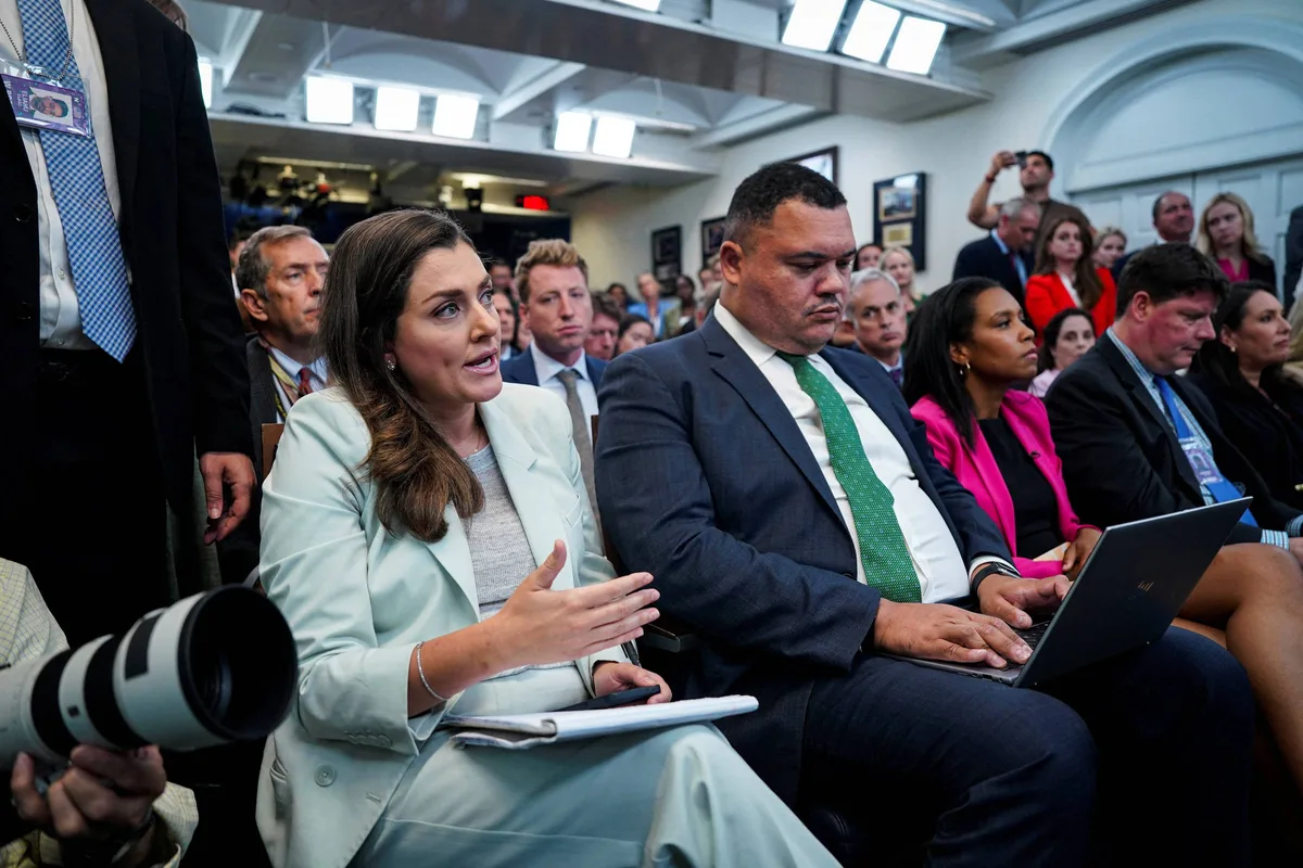 Trump manda repórter se calar, e Casa Branca diz que filhos 'vão se envergonhar' dela