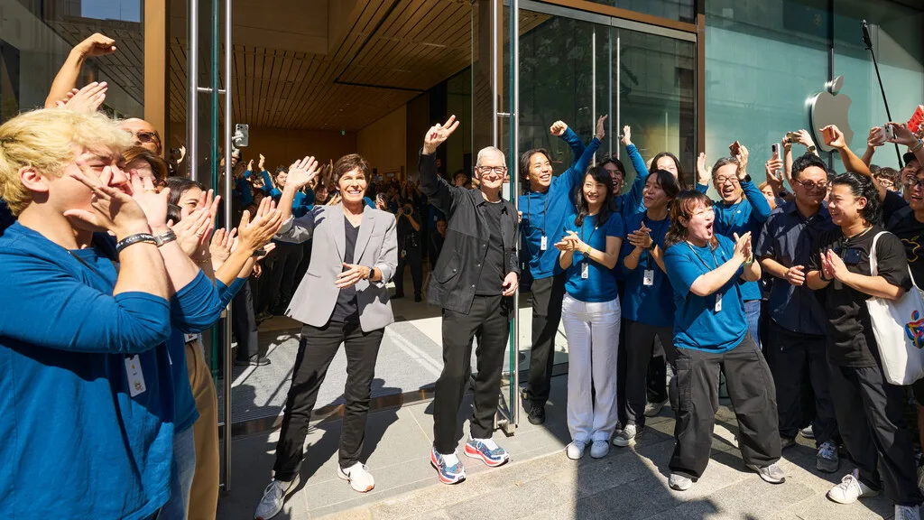 Cambio de guardia en Apple: Si el poder de Steve Jobs era la imaginación, el de Tim Cook fue la matemática