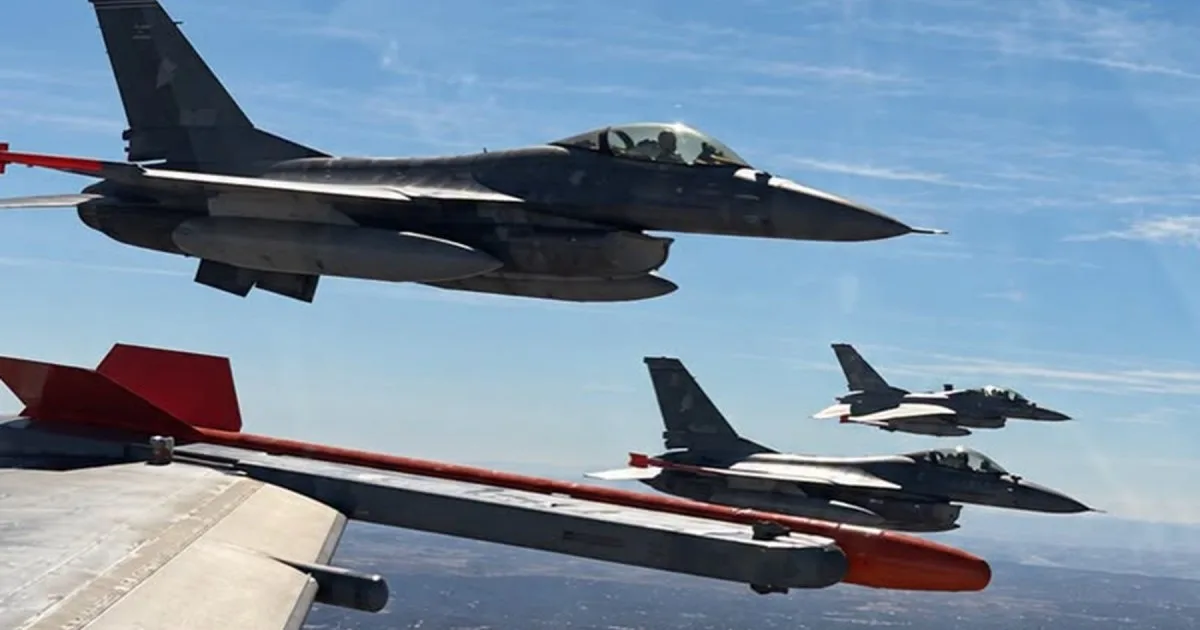 Llegan más aviones caza F-16: despegó la segunda tanda desde Europa para incorporarse a la Fuerza Aérea Argentina