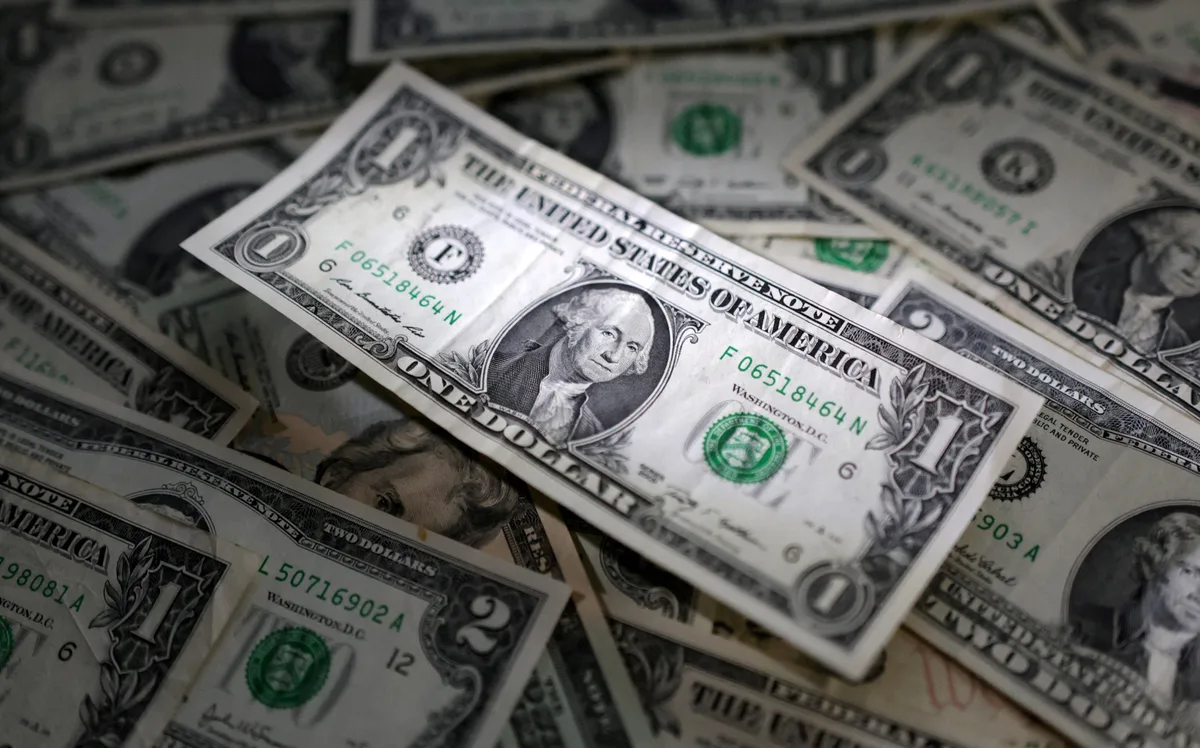 El dólar retomó la baja y se consolida como “ancla” cambiaria contra la inflación