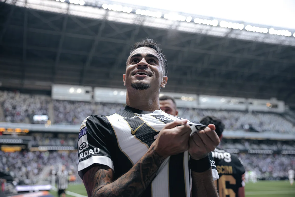 Florentino Perez nunca erra: gols de ex-Real Madrid provocam brincadeiras no Atlético-MG