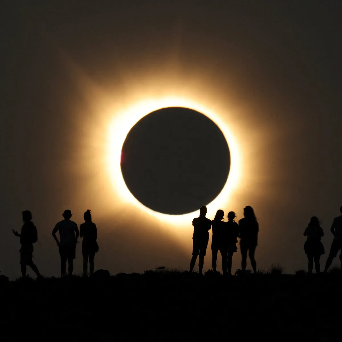 Total Eclipse Blacks Out European Sun