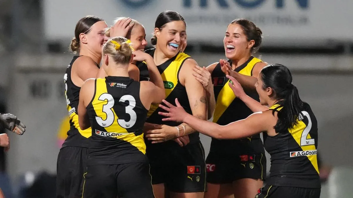 Tigers pip Bombers in AFLW Dreamtime classic