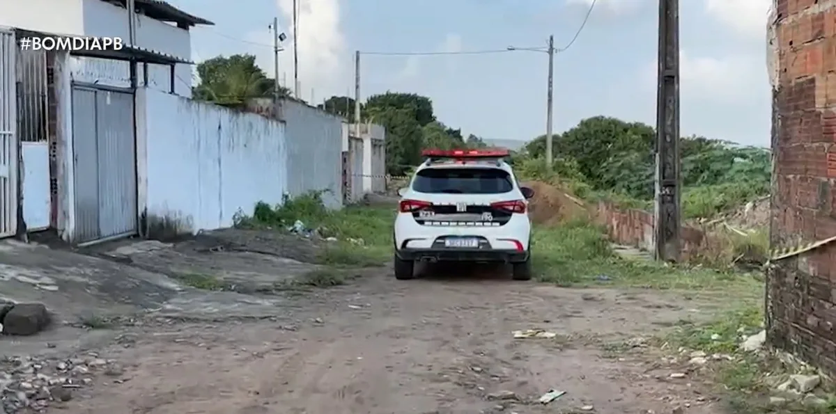 Jovem é encontrado morto com marcas de tiros, em João Pessoa