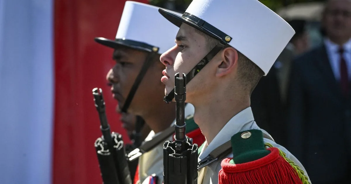 « Rejoindre l'armée d'élite de la Légion étrangère me rend très fier » : cet étudiant de GEM concilie stages commando et cybersécurité chez Wavestone