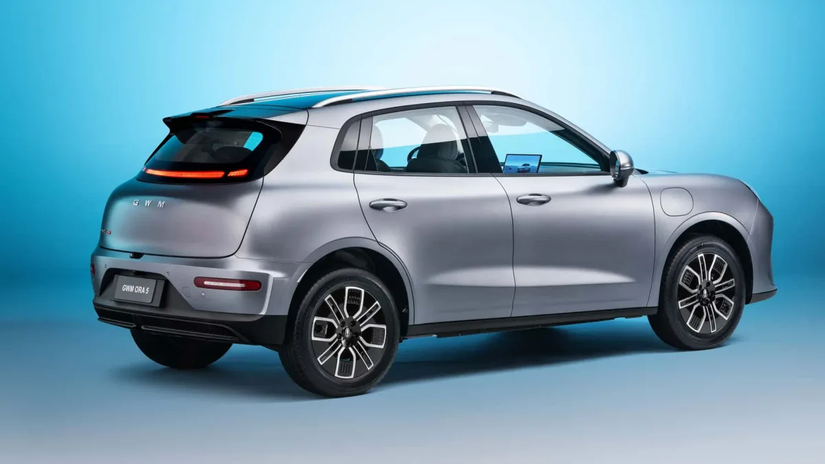 GWM Ora 5 surpreende ao vender 2 mil unidades em apenas 24 horas e deixa fila de espera de 90 dias no Brasil: SUV elétrico de 204 cv, 0 a 100 km/h em 7,7 segundos e 349 km de autonomia supera previsão da marca e disputa clientes com T-Cross e Creta