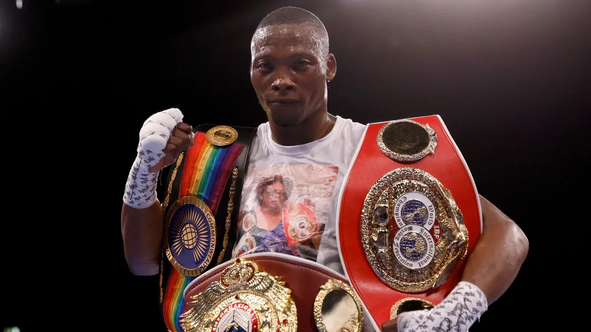Former world champion boxer shot dead outside his home