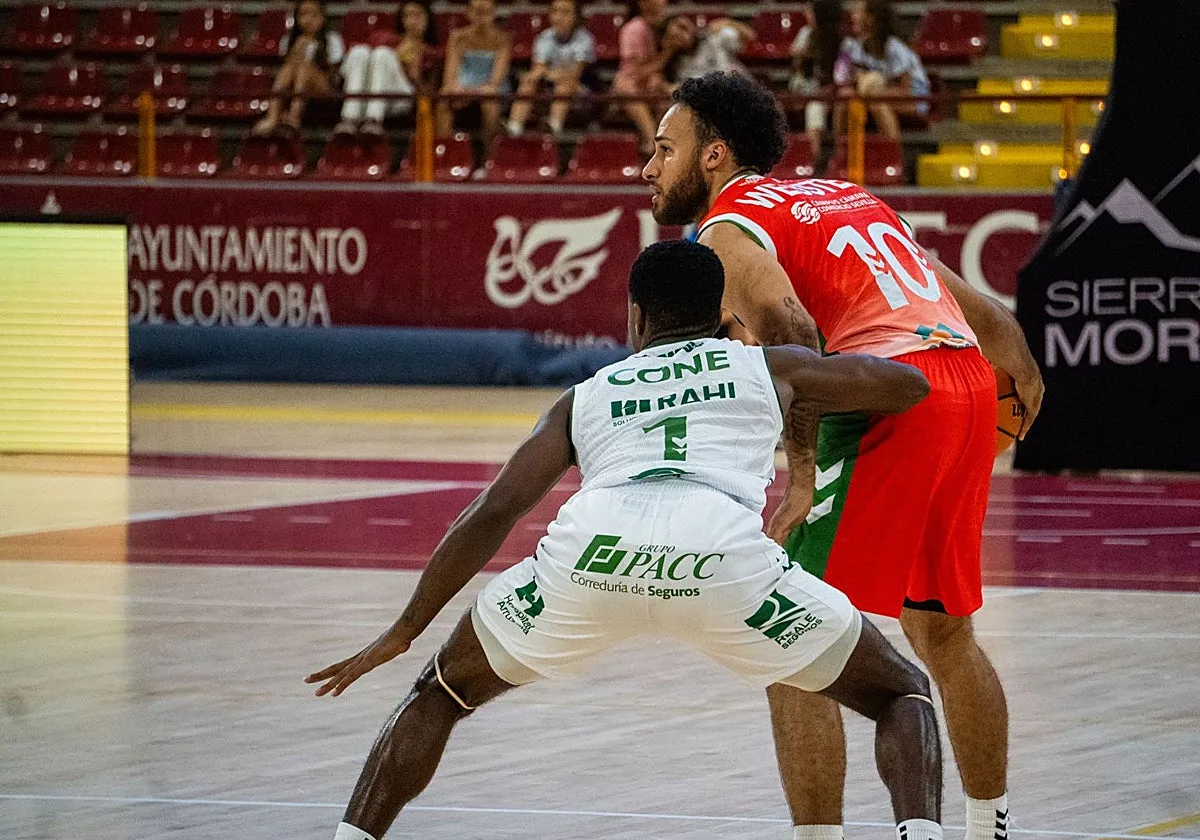Sólida y ganadora puesta en escena del nuevo Insolac Caja 87 (73-79)