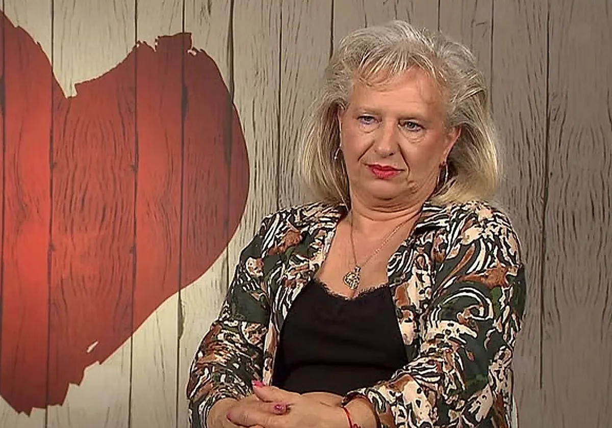 Una soltera que se hizo viral vuelve a dar la nota al ''rebelarse'' contra 'First Dates': «No me sale del chichi»