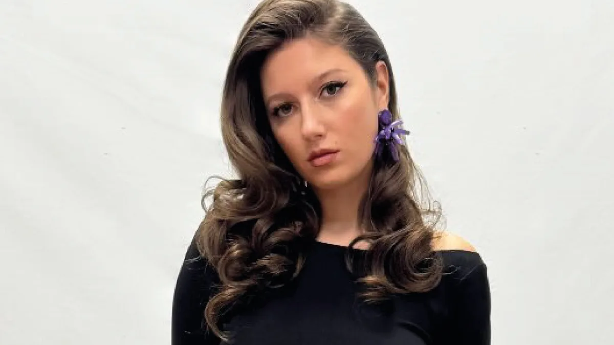 Margarita Páez apostó al total black con un vestido de Pablo Ramírez en la alfombra roja