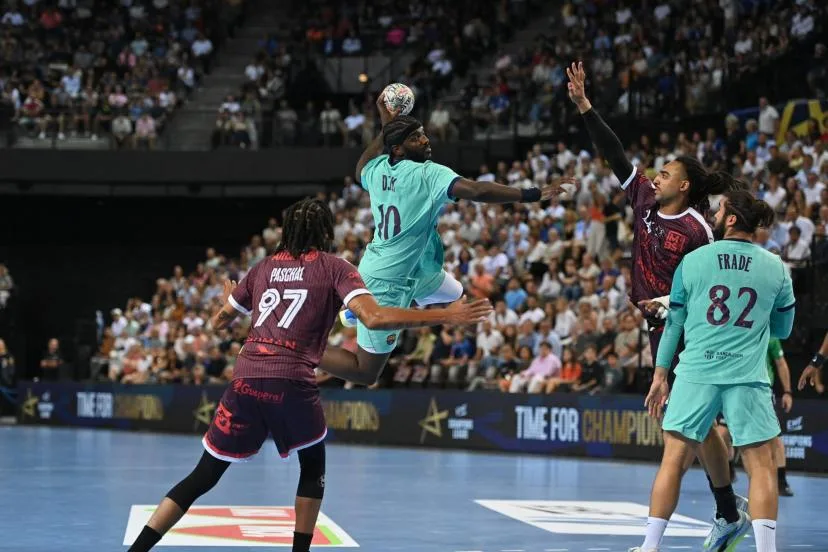 Montpellier a résisté mais s'incline d'un but contre le champion d'Europe, Barcelone, en Ligue des champions