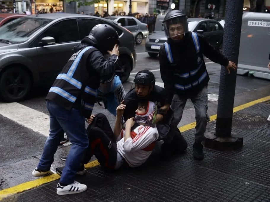 Más de 30 detenidos en la marcha universitaria: el mensaje del Gobierno en medio de los enfrentamientos