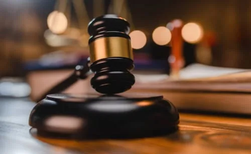 Vinculan a proceso a cuatro presuntos integrantes del grupo delictivo “Don Pollo”; se les impuso prisión preventiva