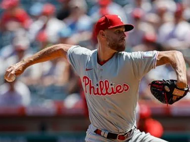 Wheeler throws 6 strong innings, Sosa hits go-ahead homer in Phillies' 5-2 win over Angels