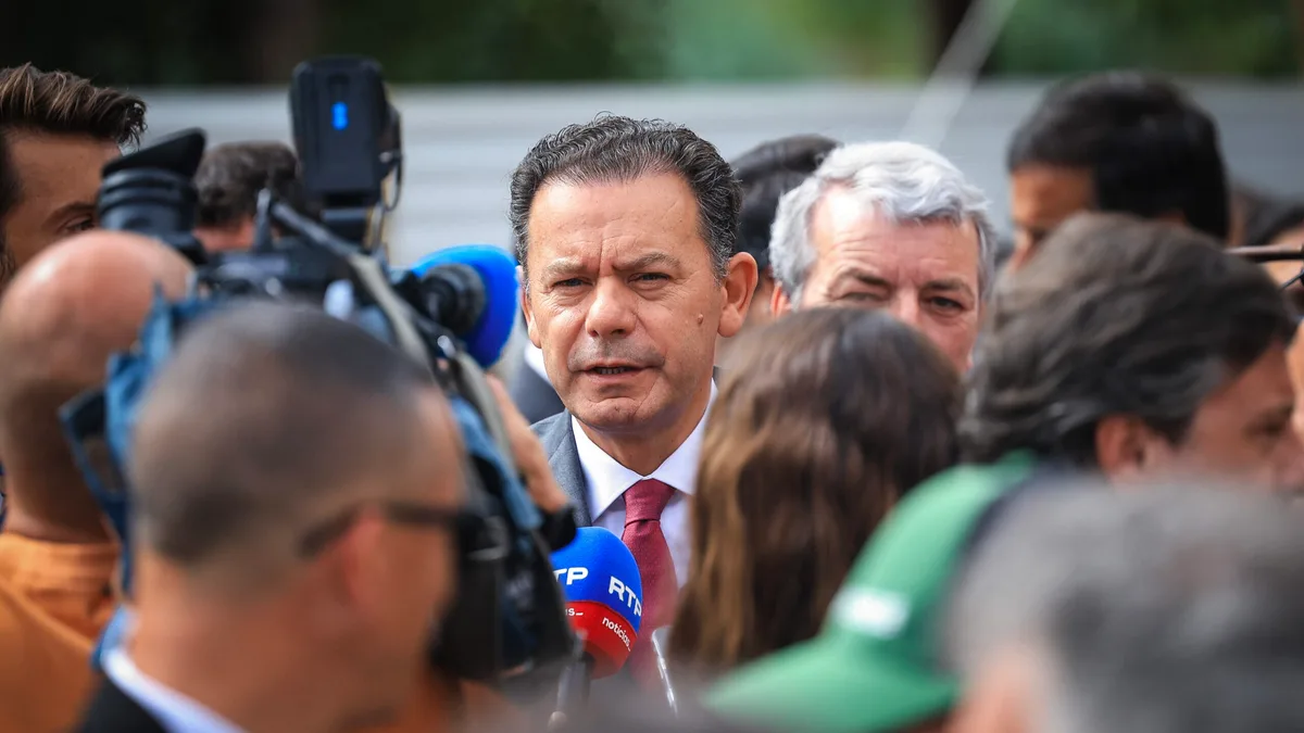Moção de censura “não faz sentido”, diz Montenegro. “Não há nenhuma razão que justifique interromper o trabalho do Governo”