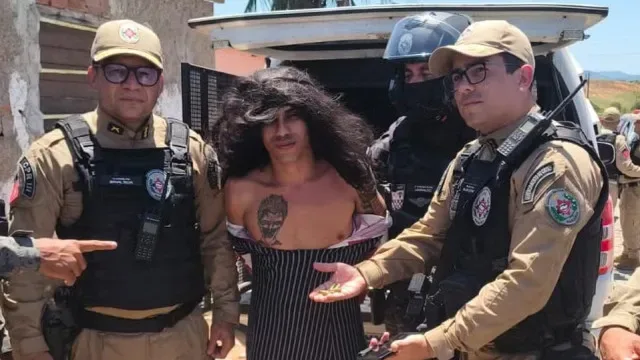 Fugitivo tramado por vestido que usava. Terá matado 80 pessoas no Brasil