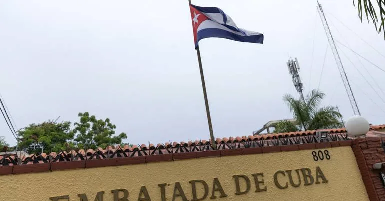 Cuba acusa EUA de bloquearem serviços básicos à população