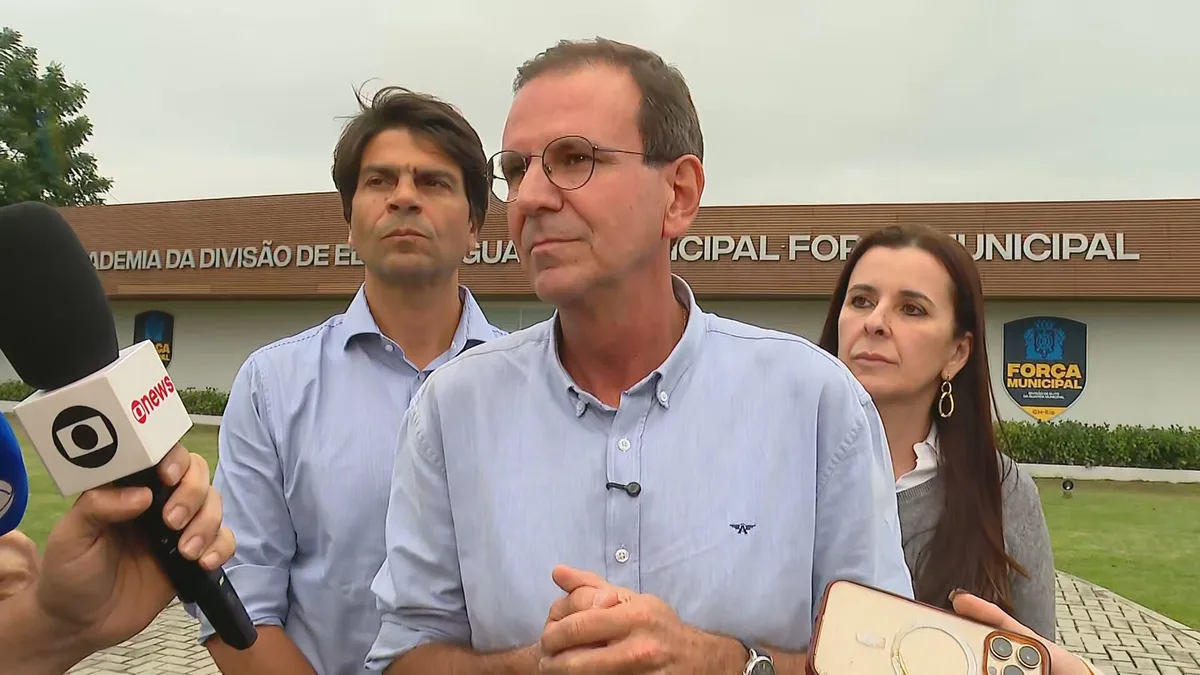 Paes propõe atuação conjunta da PM e de forças municipais contra roubos e furtos