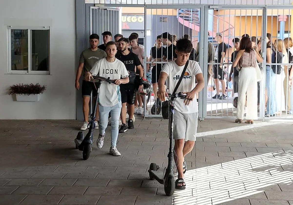 Secundaria, Bachillerato y FP vuelven este martes a las aulas de Córdoba con menos alumnos