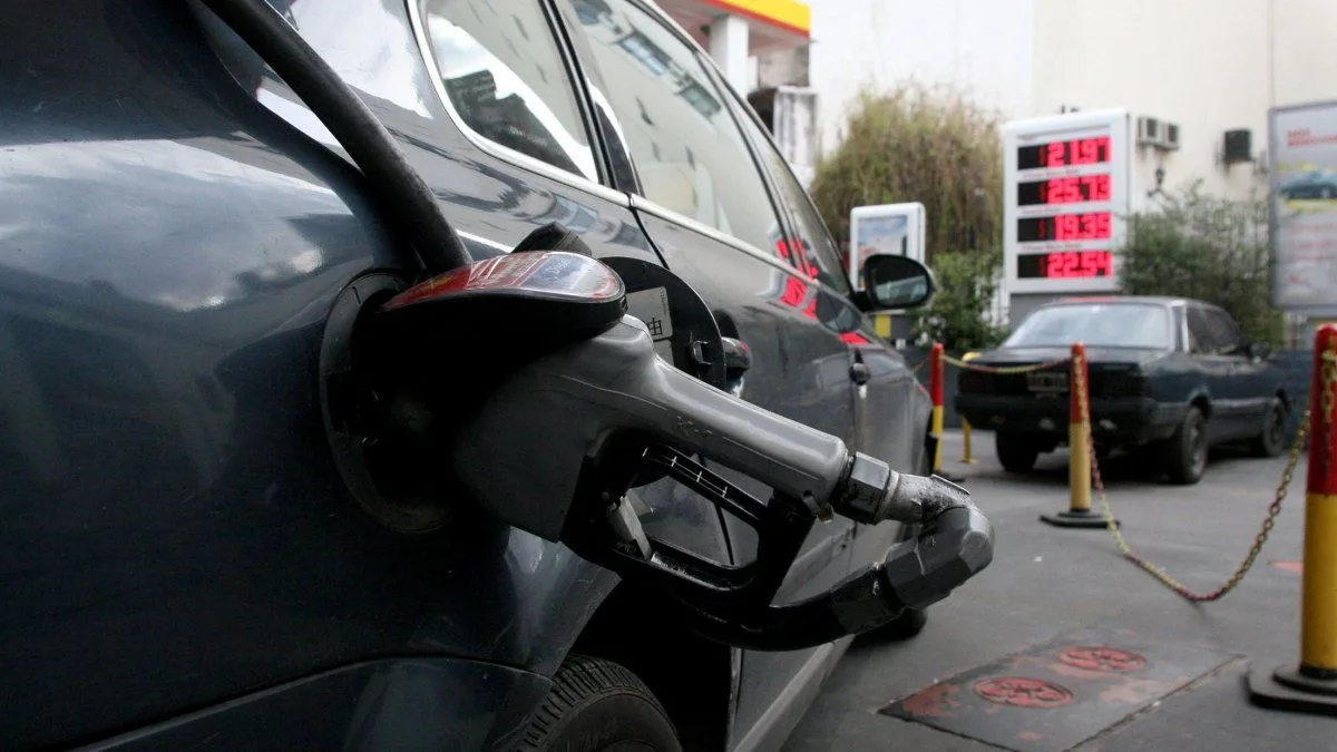 Desplome del consumo de combustibles: en ocho provincias la caída superó el 10%
