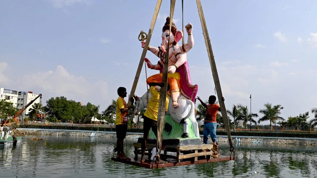 Tirupati bids farewell to Ganesha at Vinayaka Sagar on third day of Vinayaka Chavithi