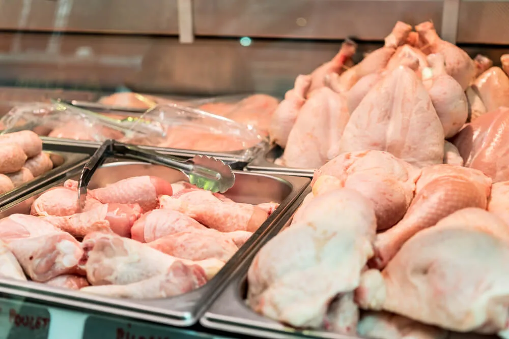 Fenavi proyecta elevar la producción a 1,5 millones de toneladas de pollo en tres años