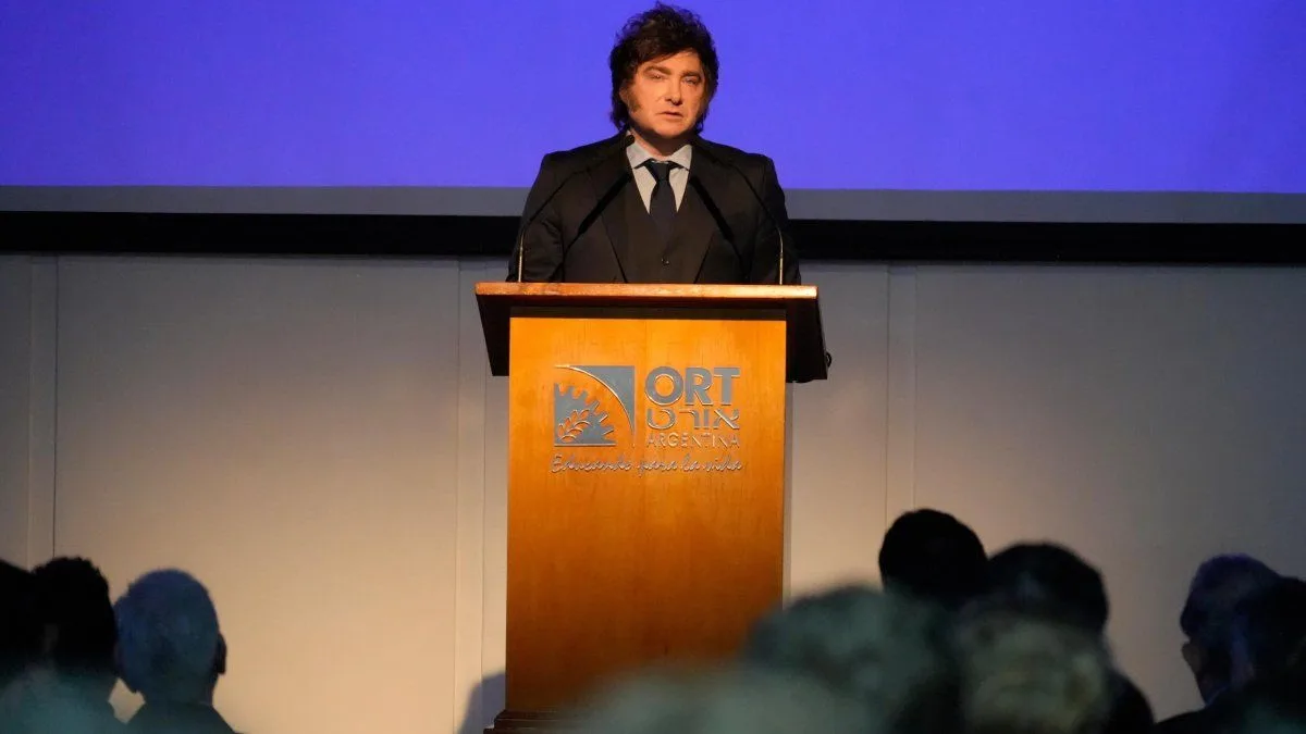 Denunciaron penalmente a Javier Milei por su charla en la ORT: lo acusan de hacer proselitismo frente a alumnos y de incitar al odio político