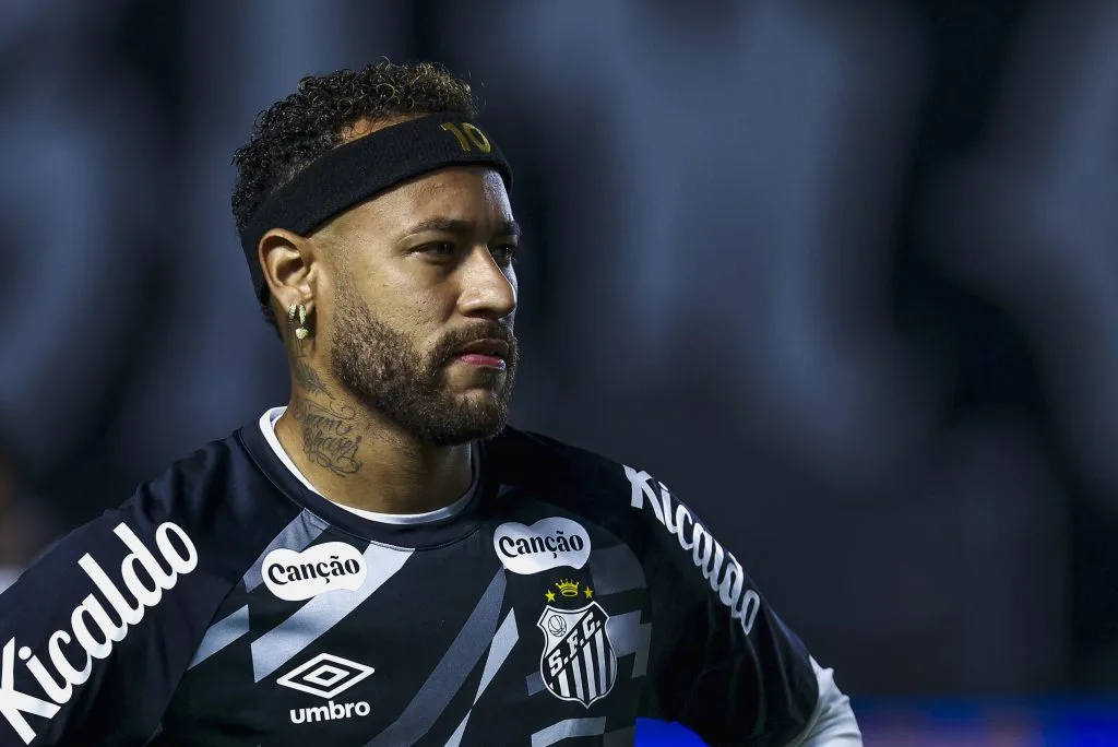 Helicóptero desaparecido com cantor Rick pertence a empresário ligado a projeto de Neymar