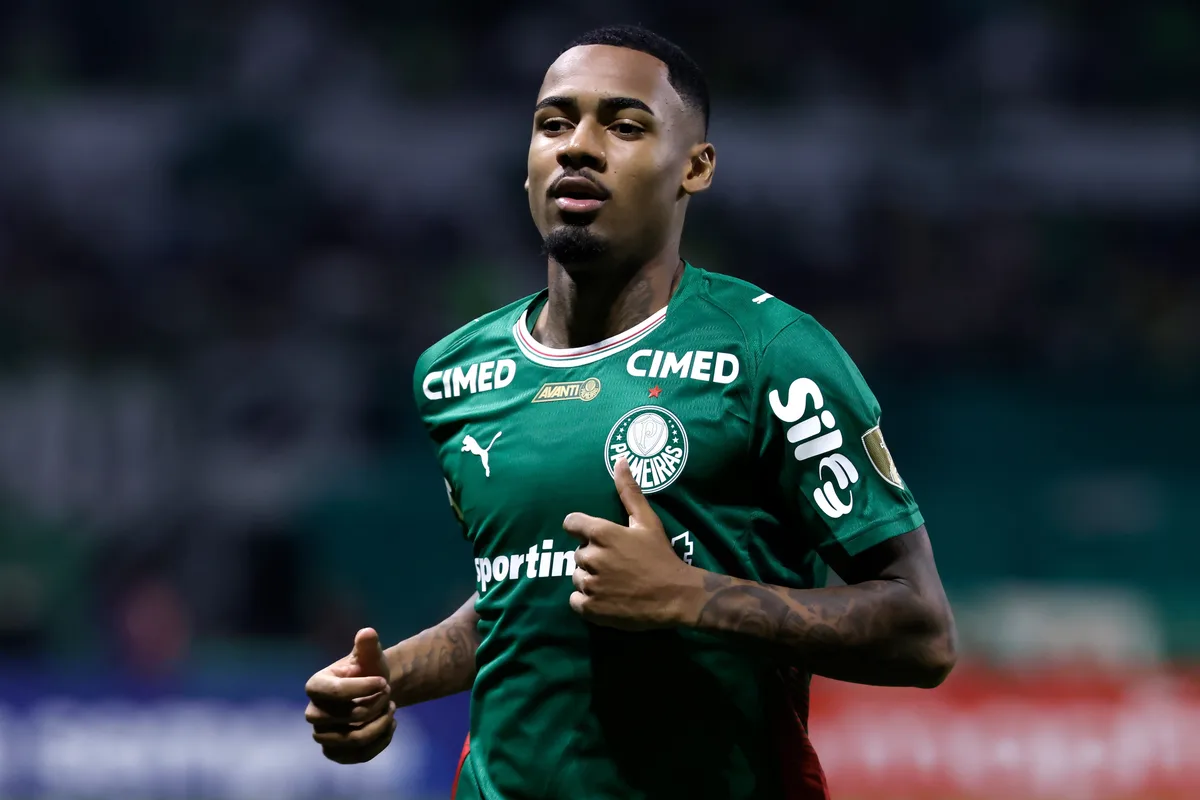 Um ano após vender direitos, veja quanto o Figueirense vai receber por venda de Allan do Palmeiras ao City