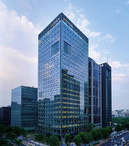 [게시판] KB금융, 글로벌 ESG 평가지수 16년 연속 편입