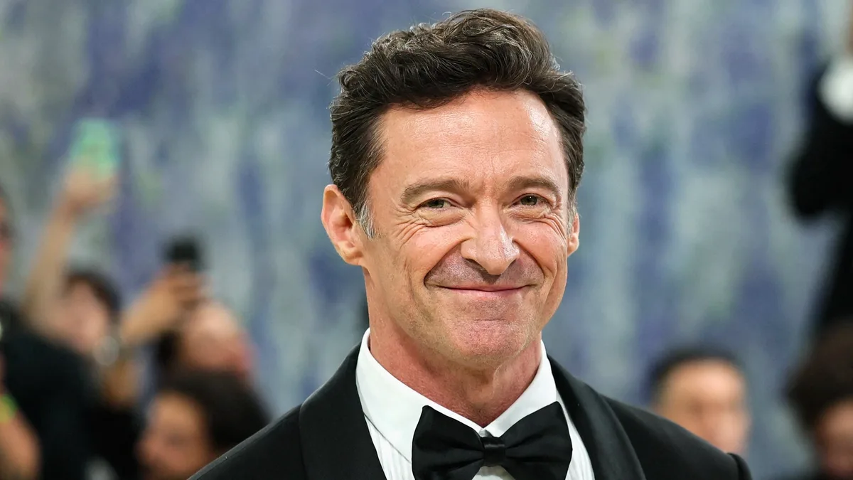 Hugh Jackman evitó confirmar su regreso como Wolverine mientras promocionaba una versión oscura de Robin Hood