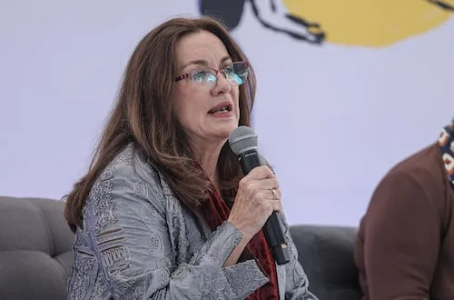 "Las decisiones de las direcciones son autónomas y se rigen por la legislación universitaria", apunta Rosa Beltrán sobre gastos de Benito Taibo