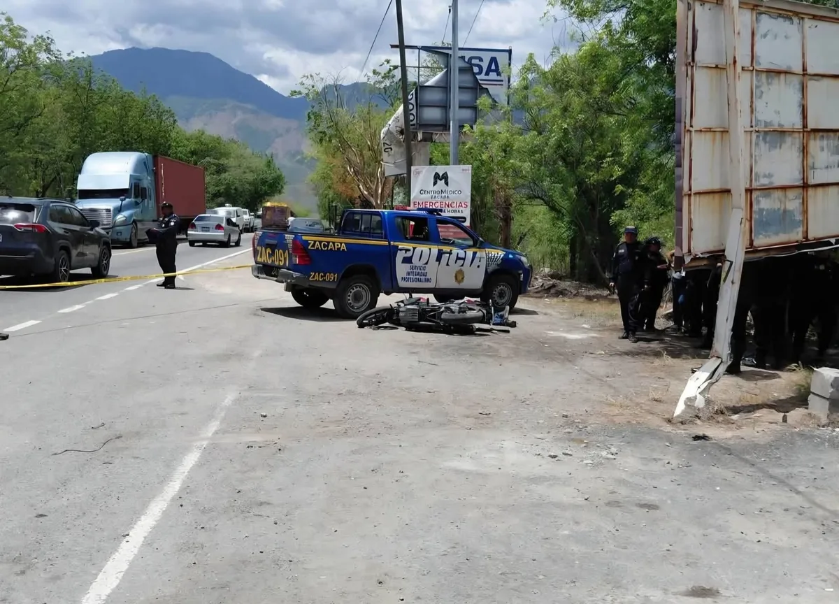 Ignoró una señal de alto, huyó en moto y murió tras un tiroteo con policías en Guatemala