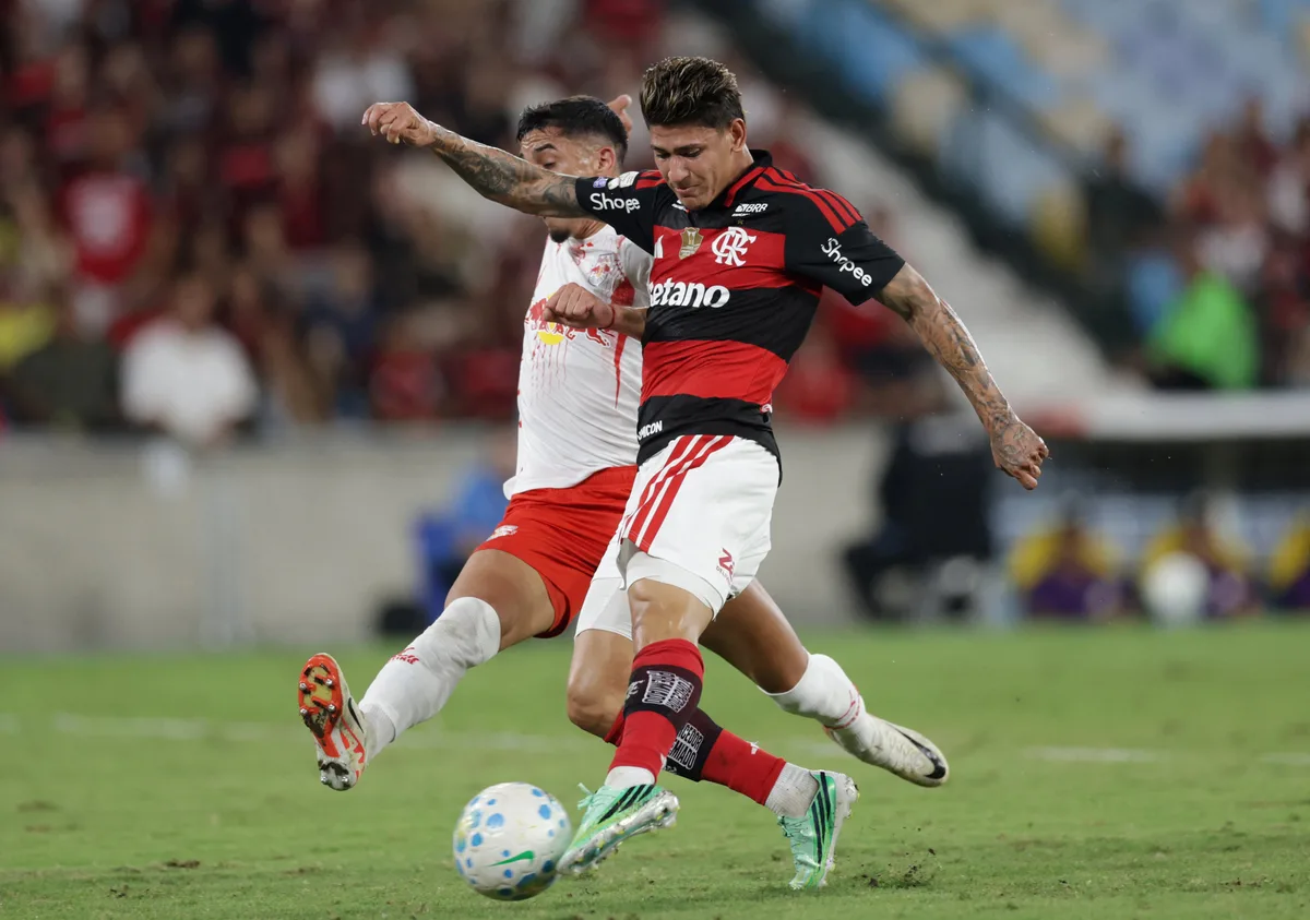 Flamengo de Brasil defendió al colombiano Jorge Carrascal con un curioso video en sus redes sociales: “La definición de garra”