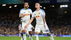 Inglaterra: Newcastle de Dedić e Hornicek goleado pelo Leeds United