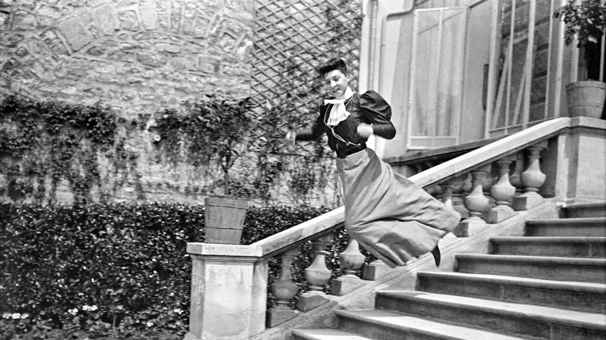 "La Vie en relief", un documentaire sur Jacques Henri Lartigue : portrait en 3D d'un génial amateur devenu le photographe du bonheur