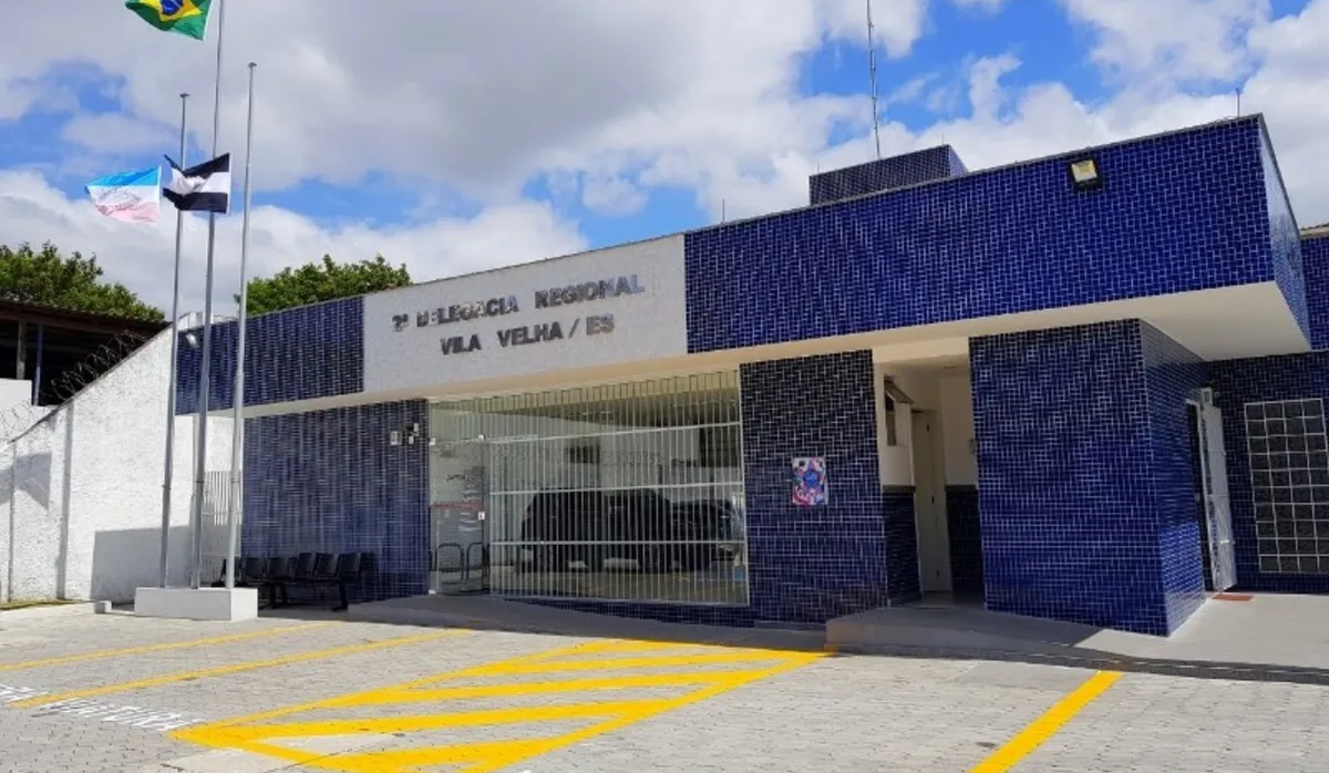 Briga com filho por causa de cachorro termina com pai ferido em Vila Velha