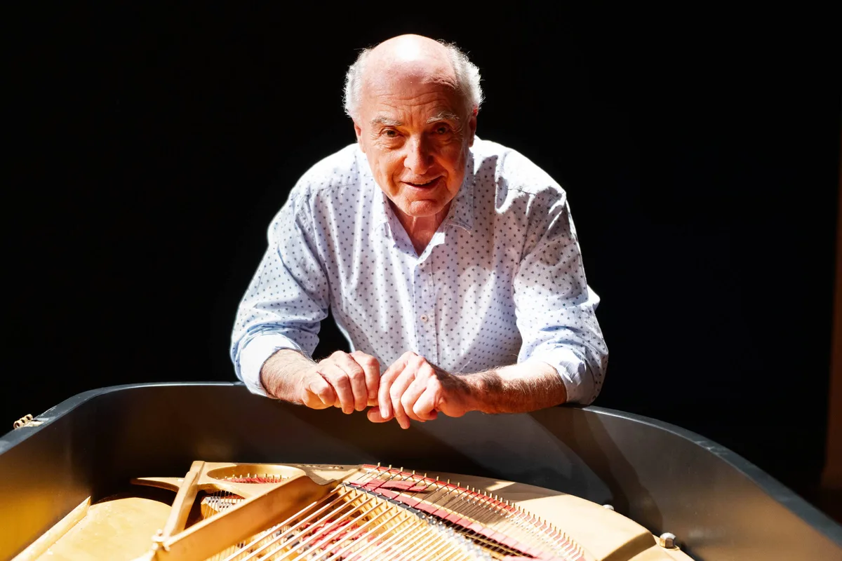 Turnê no Sesc reúne pianistas Nelson Ayres, Chano Domínguez e 'bailaora' Ana Marzagão