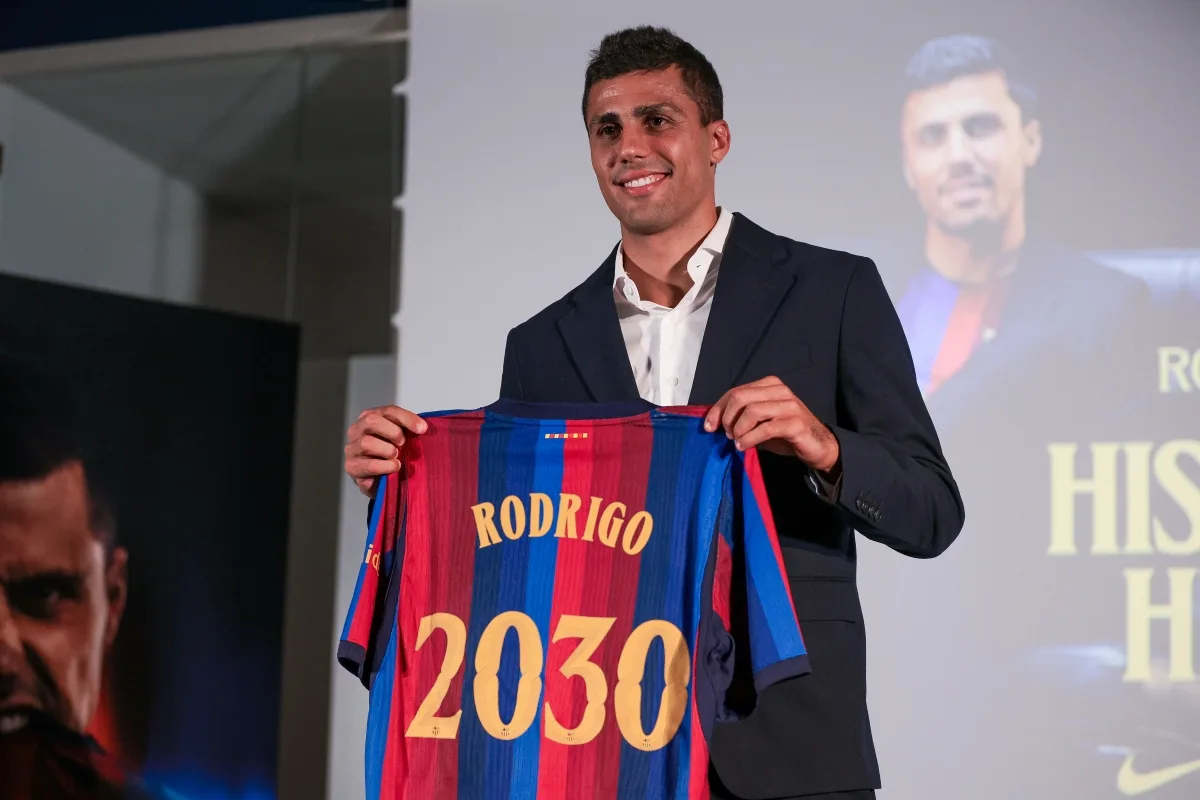 Em apresentação, Rodri diz que Barcelona sempre foi a primeira opção