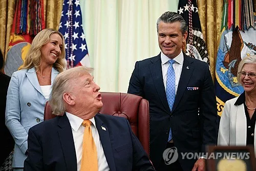 헤그세스 美국방 대선출마 검토설…본인은 "100% 거짓" 부인